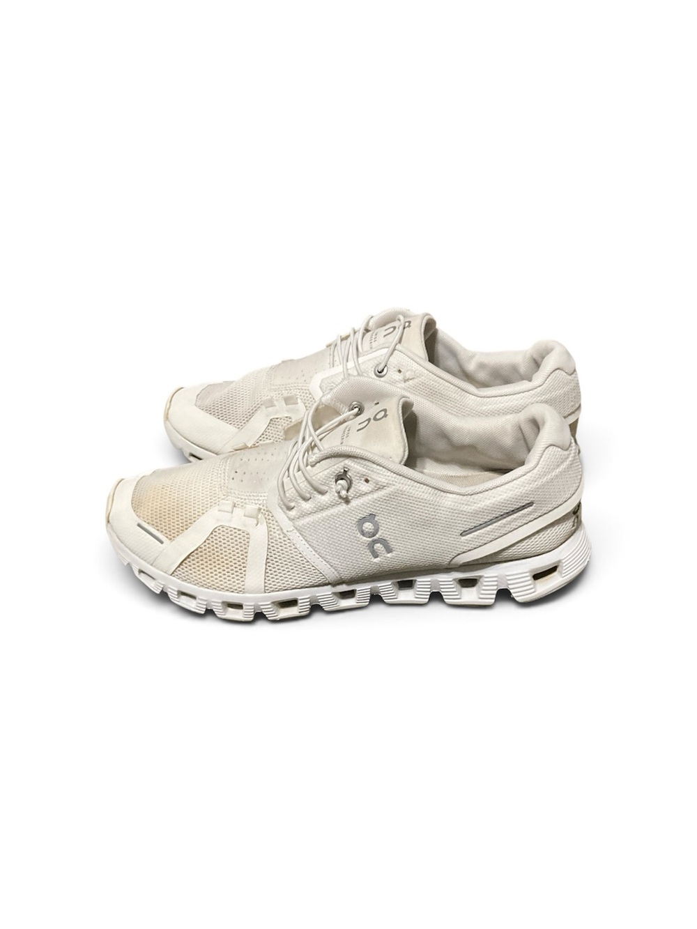 On Running Women’s Off-White Mesh Athletic Sneakers size 9